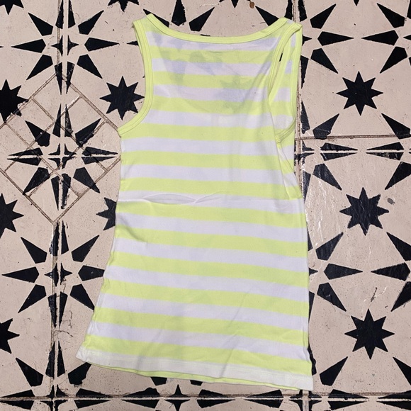 gap tank top - Picture 3 of 3